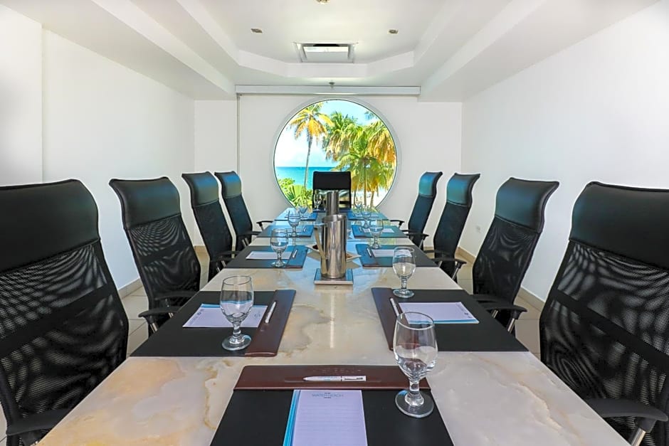 San Juan Water & Beach Club Hotel