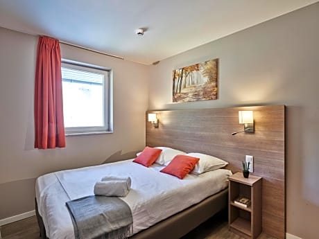 Family Apartment - 10p | Bedroom - 3 Sleeping corners | Infrared cabine