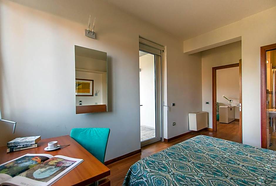 Verdeluna ApartHotel