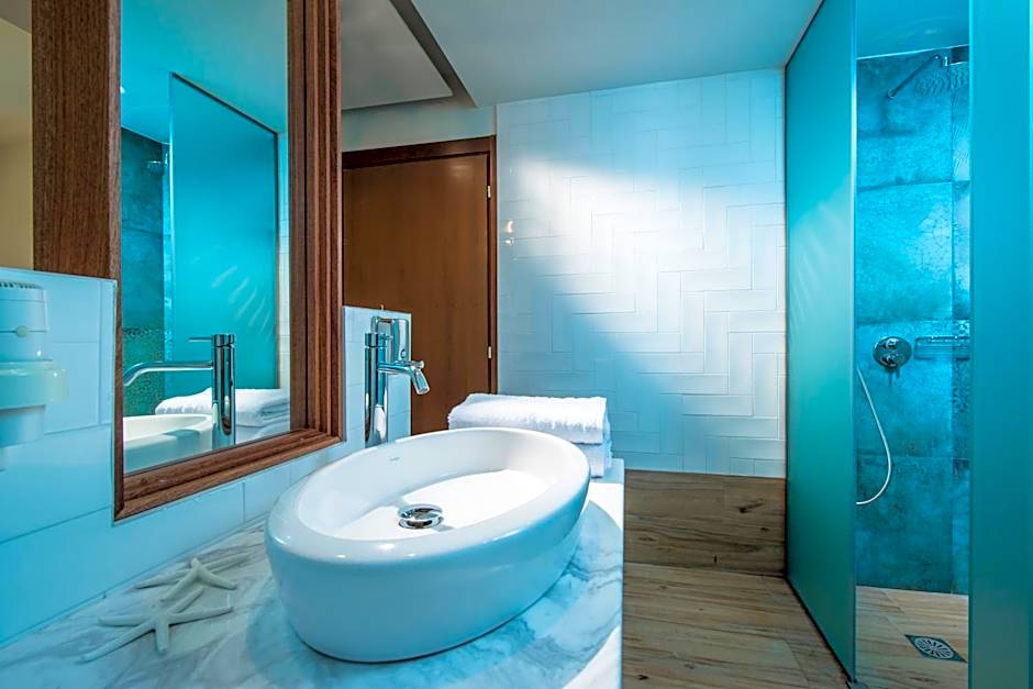 Anesis Blue Boutique Hotel
