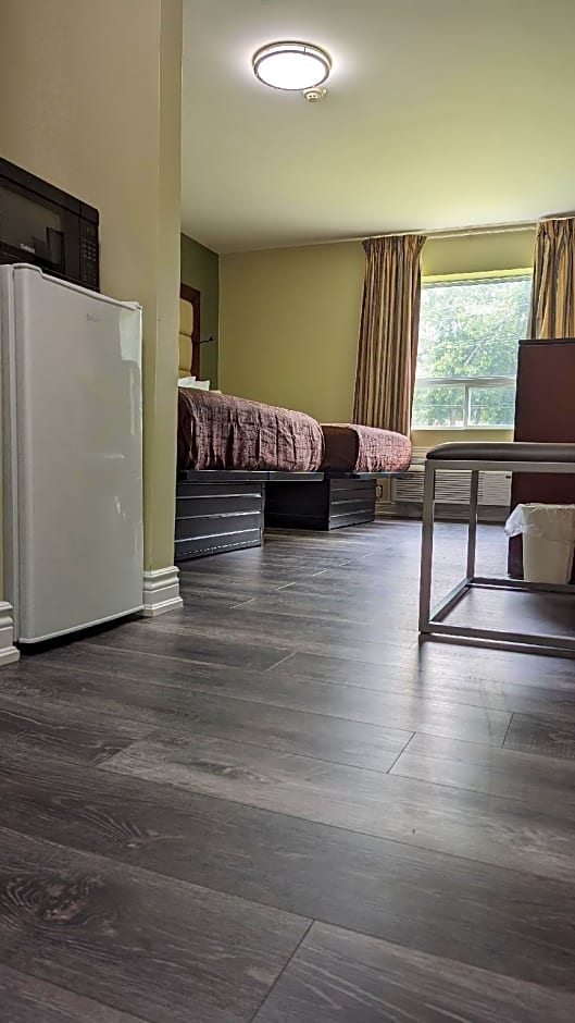 Knights Inn Bracebridge