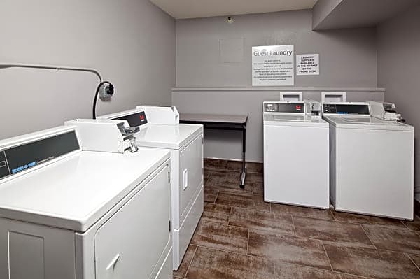 Best Western Plus Scottsdale Thunderbird Suites
