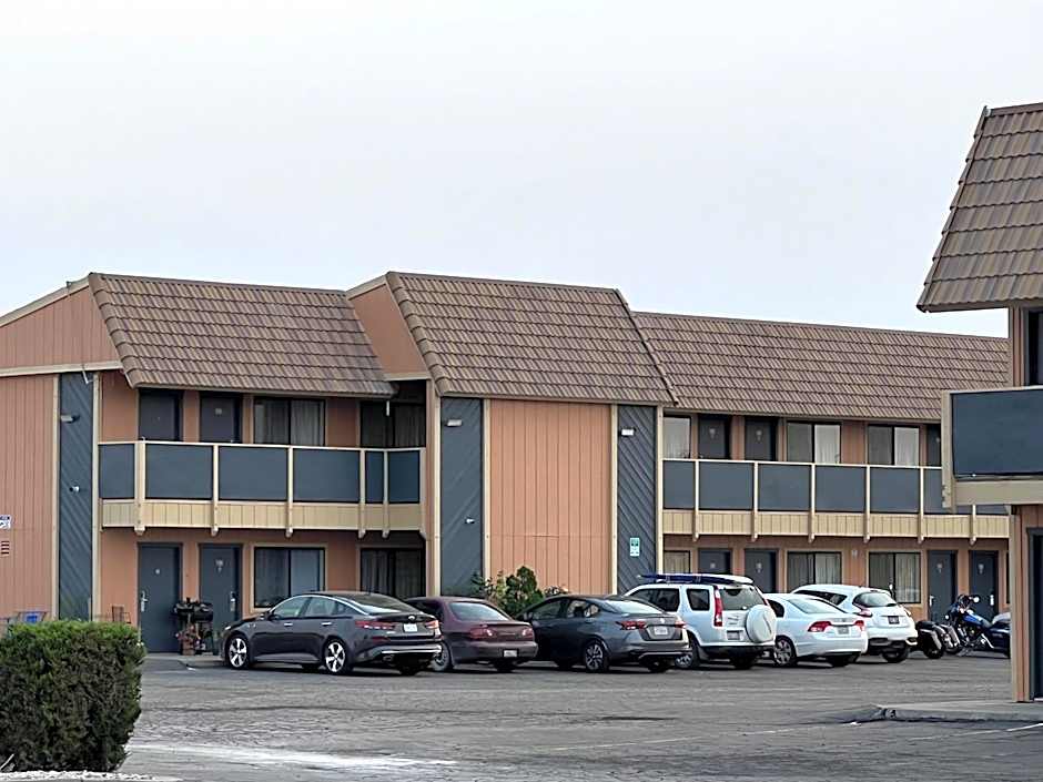 Budget Inn