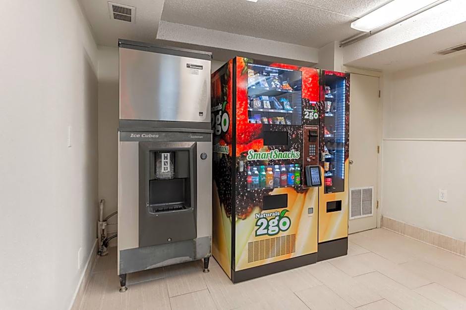 Red Roof PLUS+ Columbus - Worthington