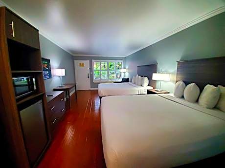 Queen Room with Two Queen Beds
