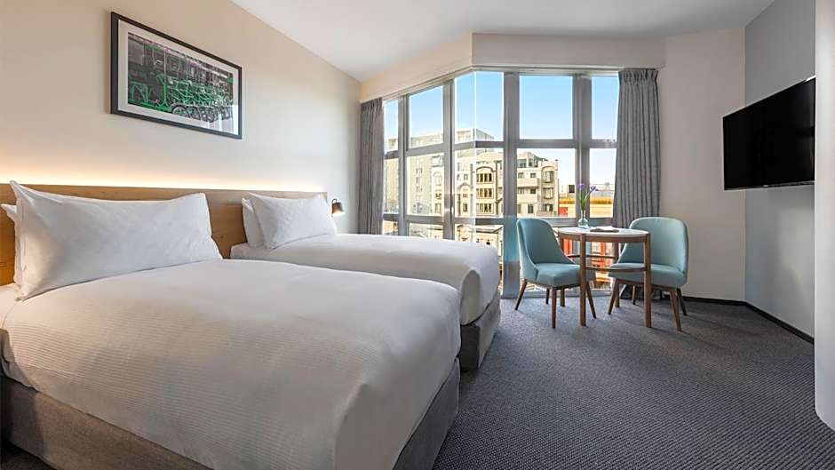 Oaks Wellington Hotel