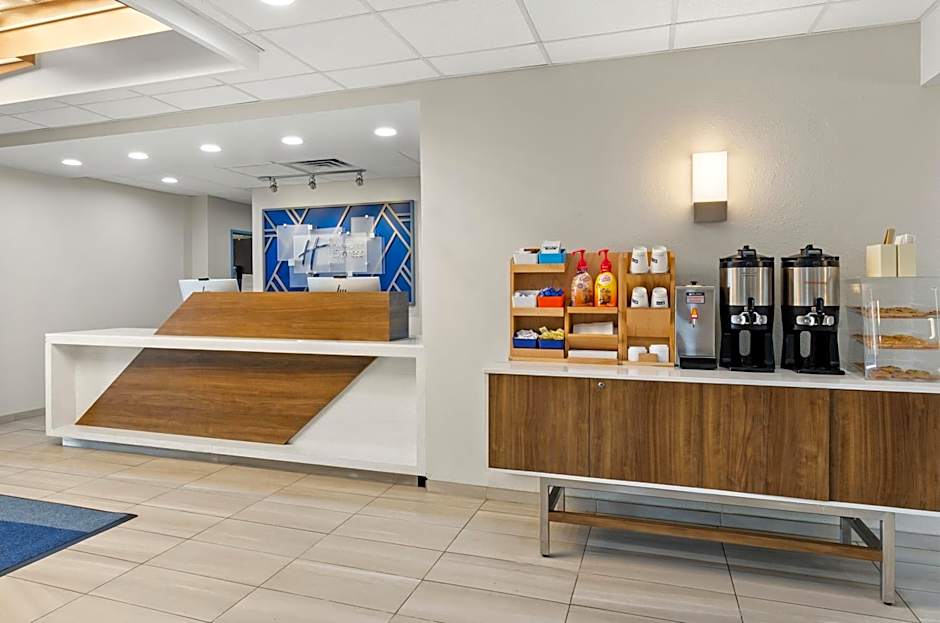 Holiday Inn Express Princeton/I-77 By IHG