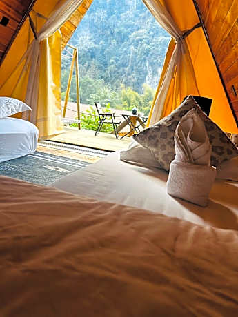 MIMOSA INN Nong Khiaw