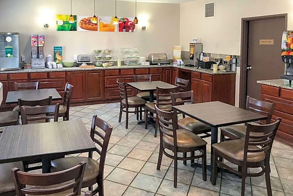 Quality Inn Denver Westminster