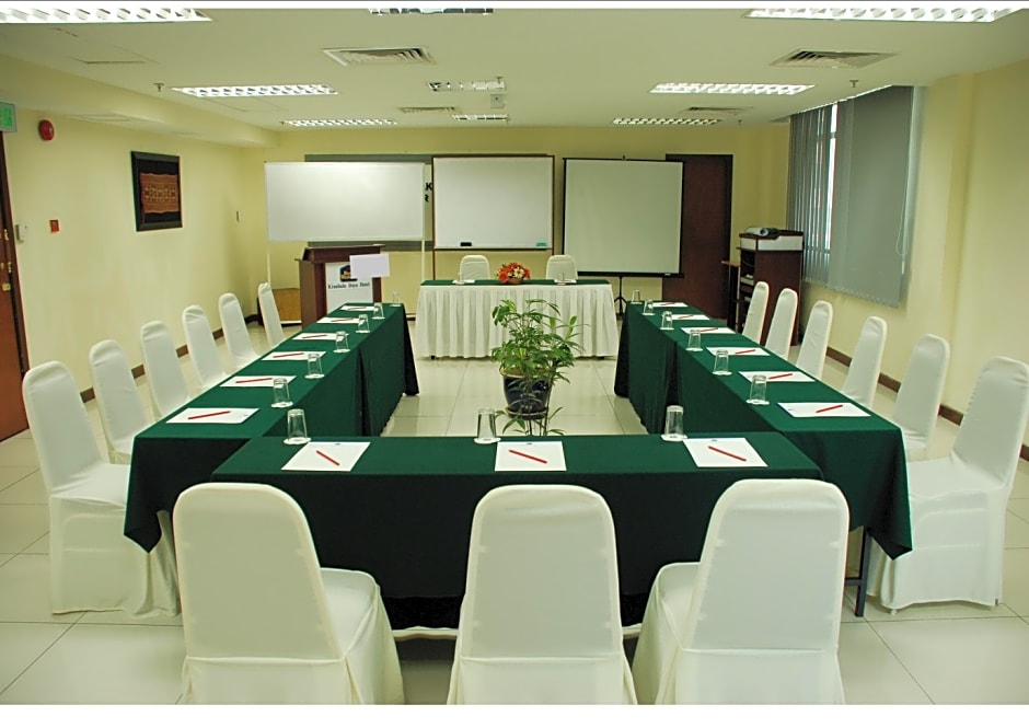 Kinabalu Daya Hotel