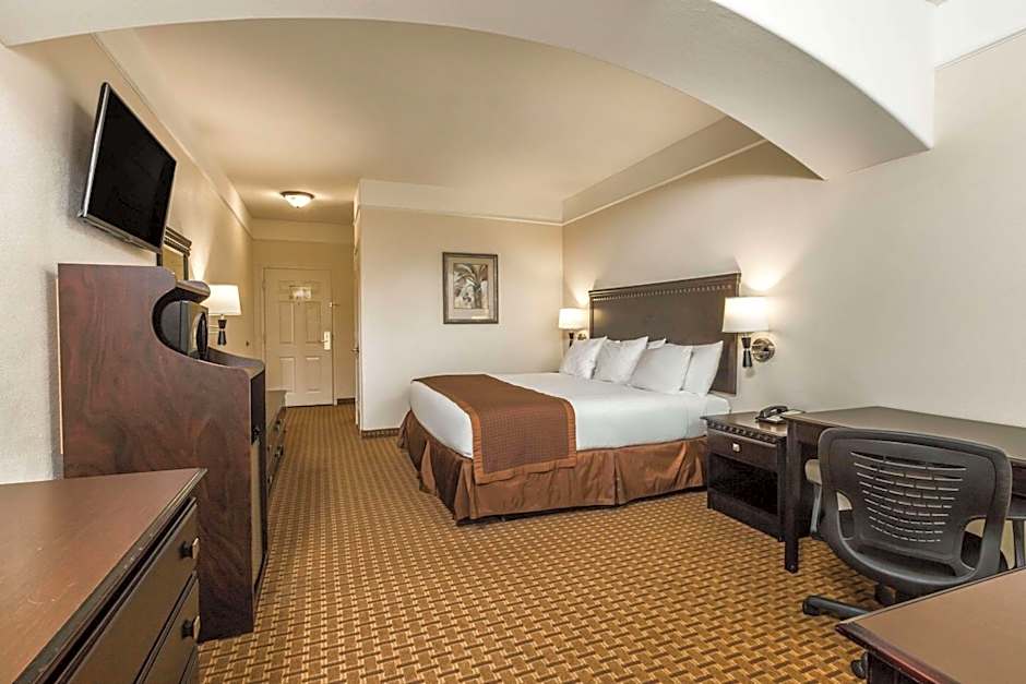 Baymont by Wyndham Galveston