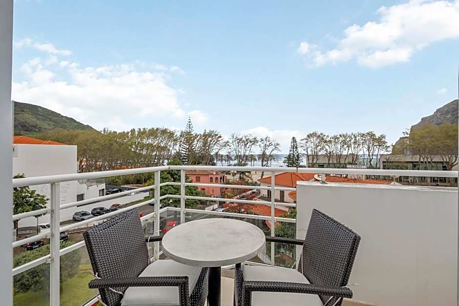 White Waters Hotel