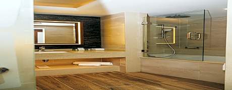 Panafric Deluxe Room