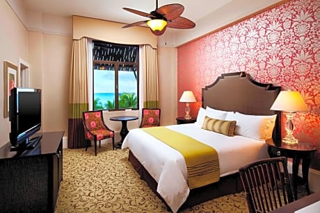HISTORIC ROOM KING, GUEST ROOM, 1 KING, RESORT VIEW, HISTORIC WING