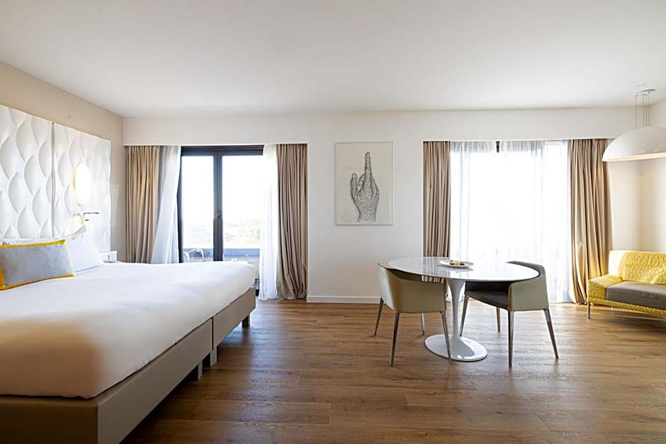 Renaissance Aix-en-Provence Hotel