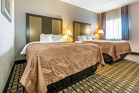 Queen Room with Two Queen Beds - Non-Smoking