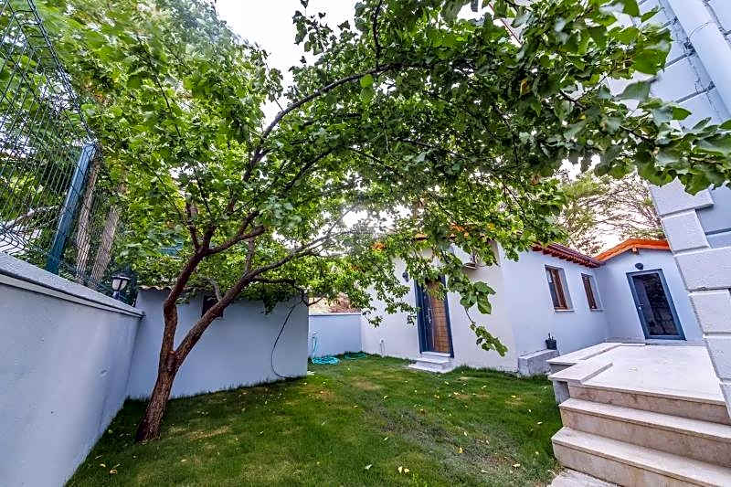 Ada Konak Otel