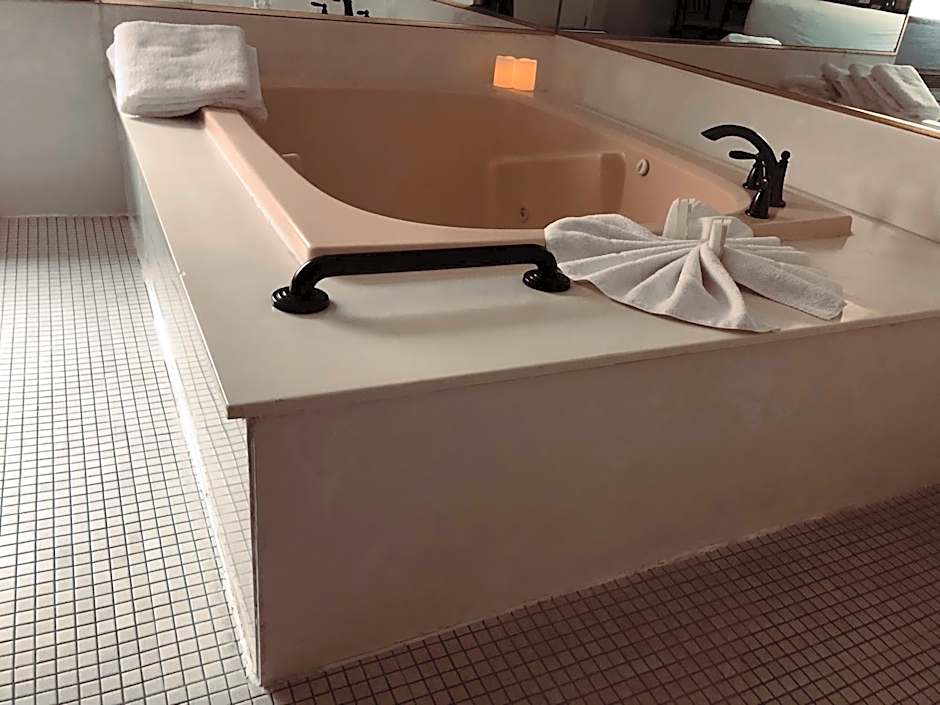 Postmarc Hotel and Spa Suites