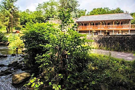 The Falcon Inn Retreat