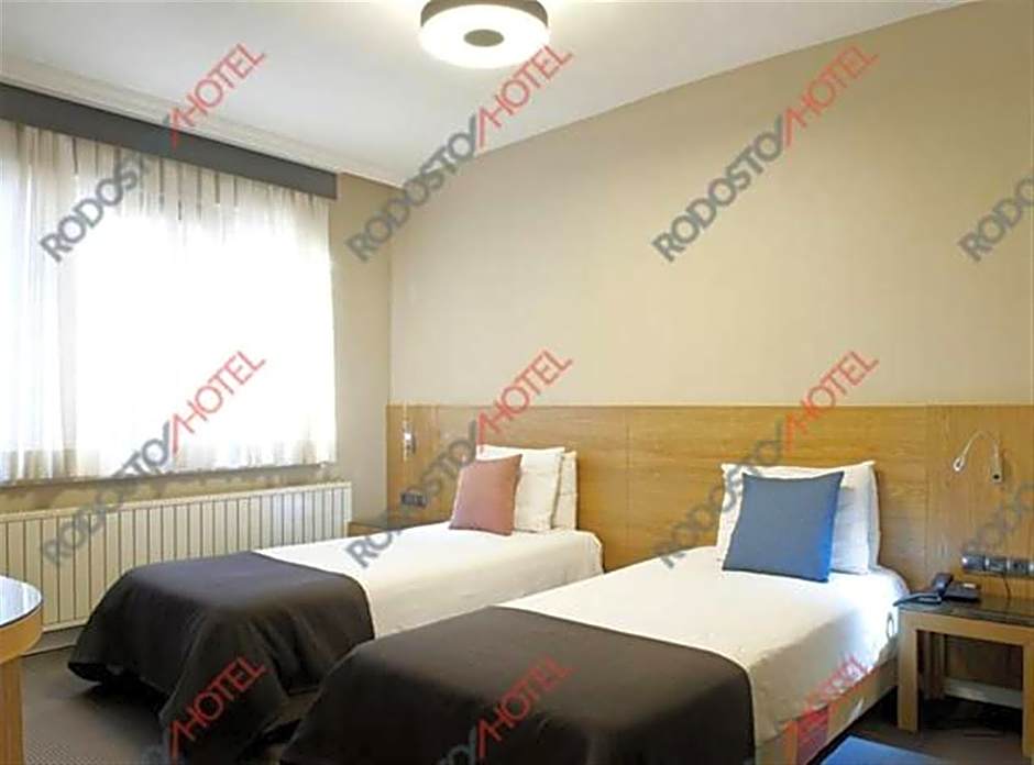 Zdjęcie 1 z 10 — Double Room