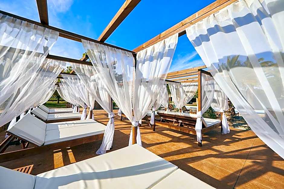 Es Quatre Cantons Hotel