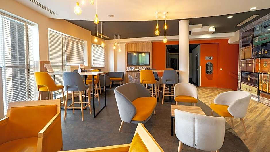 The Originals Boutique, Hotel Le Marmotel, Clermont-Ferrand