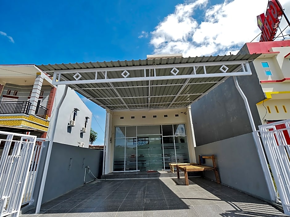 OYO 91895 Lovina Guest House