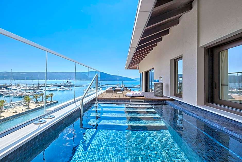 Regent Porto Montenegro By IHG