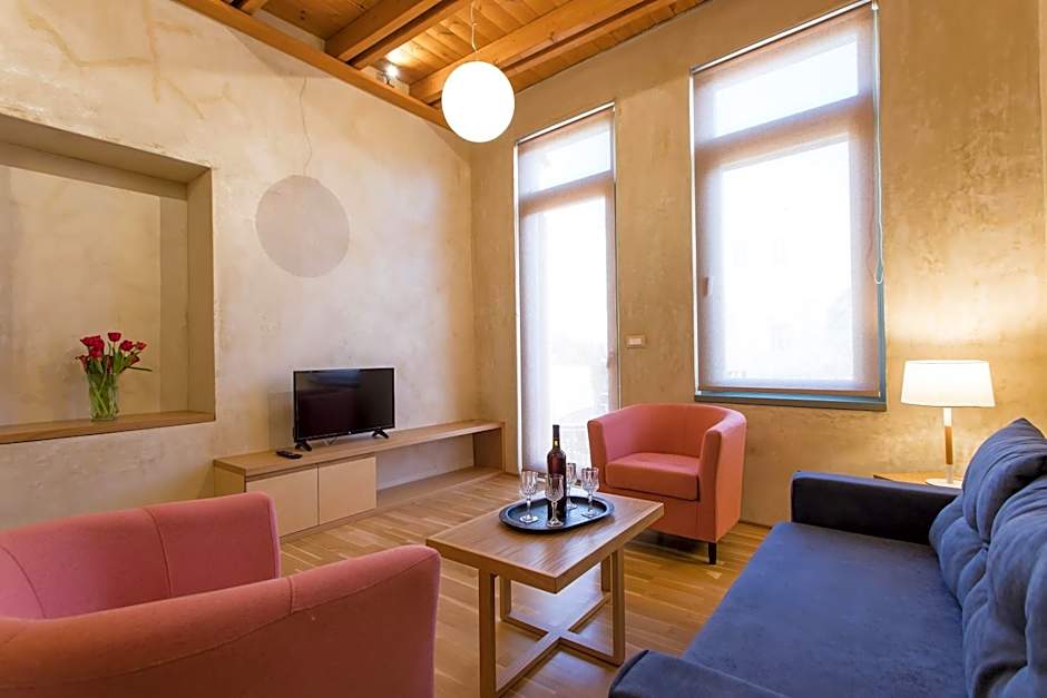 Polixeny's Suites