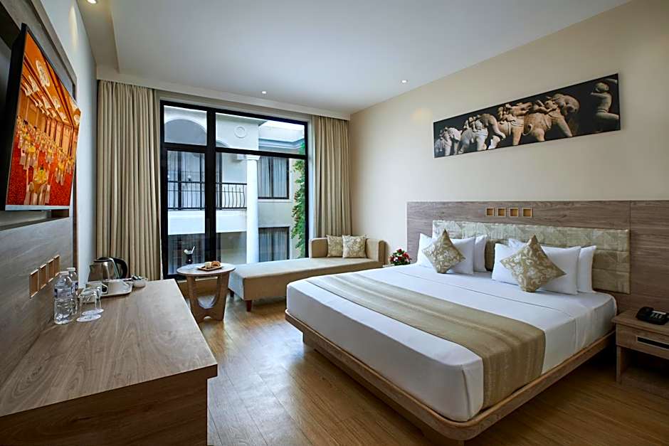 Photo 1 of 1 of Two Room Luxury Suite Royale Wing