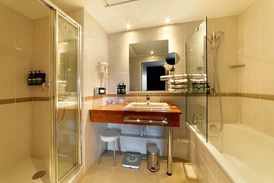 Crowne Plaza Lyon  Cite Internationale By IHG