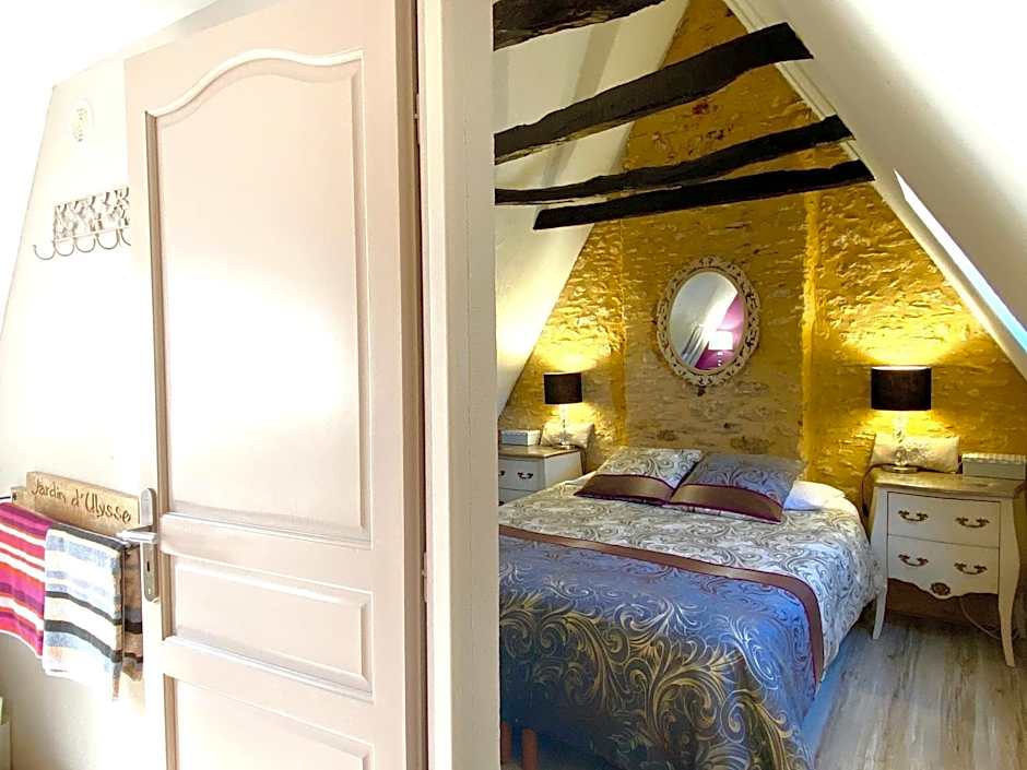 La Clef des Songes - Maison d'Hôtes au Calme, au Coeur de Sarlat, 2 minutes à pied de la Cité Médiévale - Climatisation - Petits Déjeuners fait Maison - Parking gratuit - Option Spa et Massages - Piscine de Saison à 400m