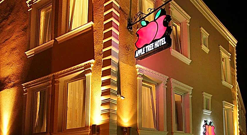 Apple Tree Hotel