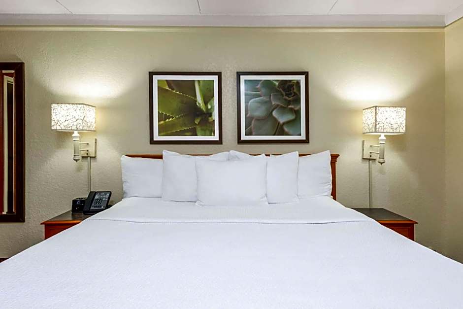 La Quinta East Deerfield Beach - Boca Raton