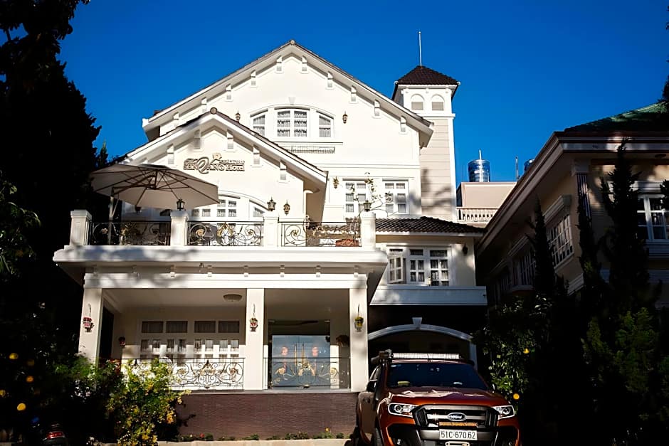 Hoa Sen Vang Hotel Dalat