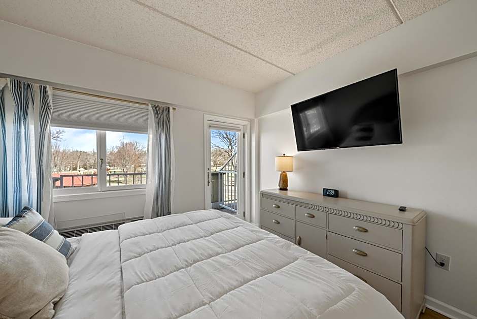 Bella Vista Suites Lake Geneva