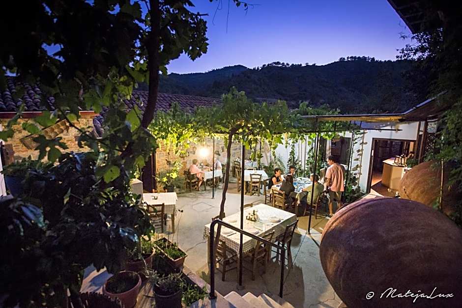 Ambelikos Traditional Agrohotel