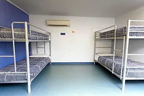 Bed in 4-Bed Mixed Dormitory Room