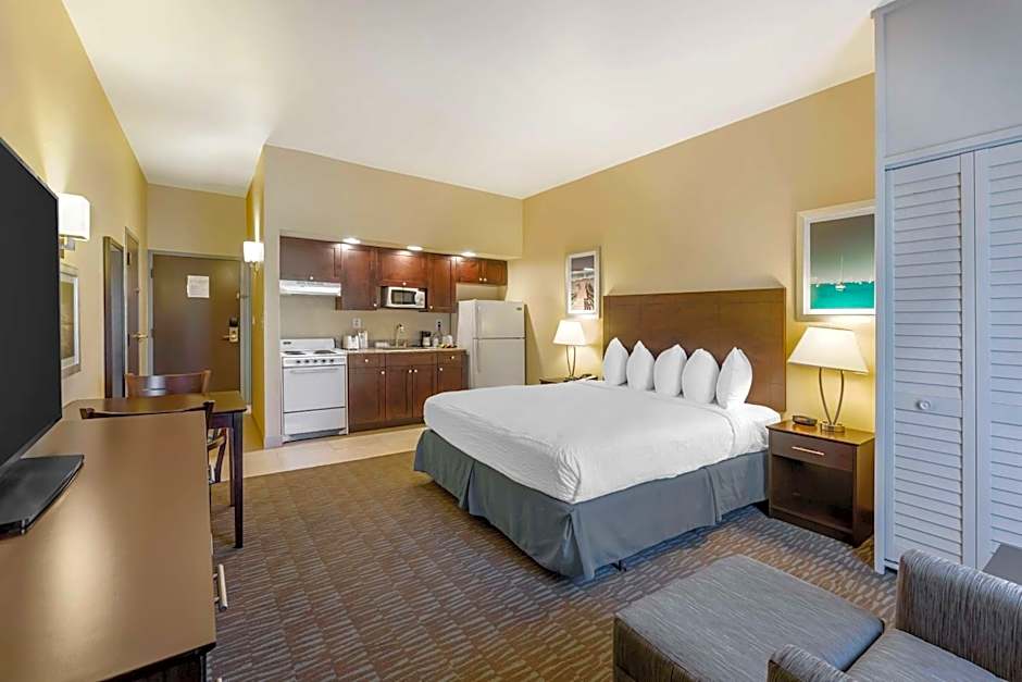 Best Western Naples Plaza Hotel