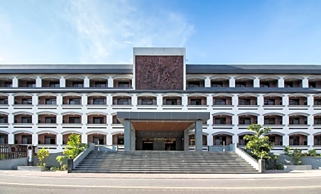Dong Tair Spa Hotel