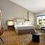 DoubleTree By Hilton Campbell - Pruneyard Plaza