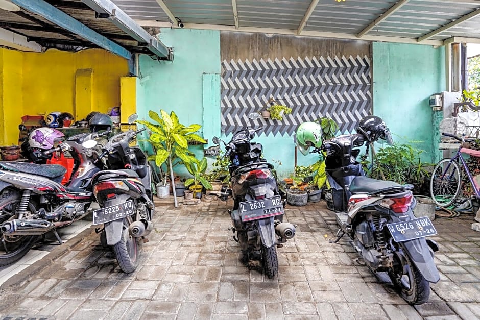 SPOT ON 92461 Aini Syariah Homestay