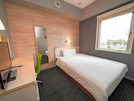 Semi Double Room - Non Smoking