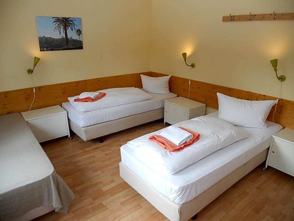 Quartier SansSouci Hostel