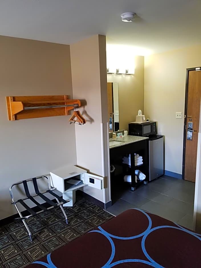 Super 8 by Wyndham Fort Collins