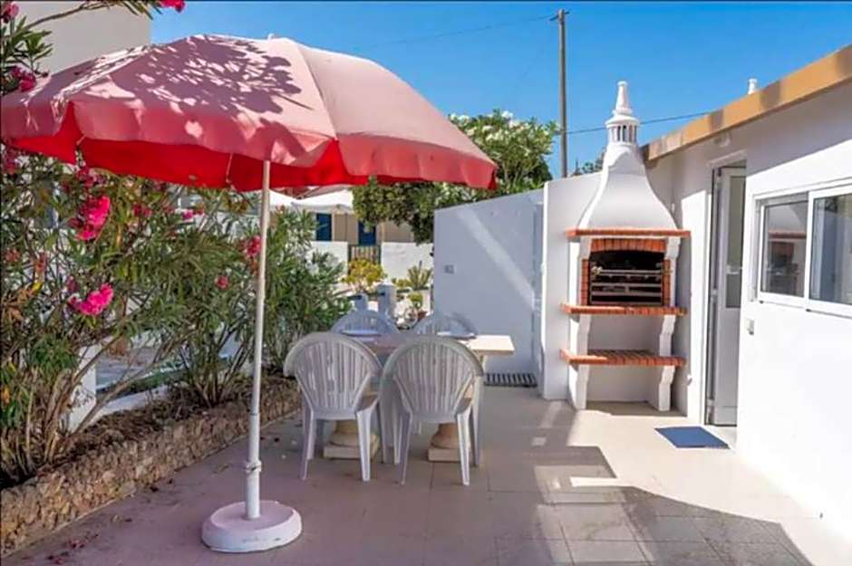 Blife Faro Beach Hostel & Rooms