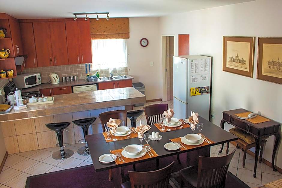 Apartment at 34 Columbine Avenue