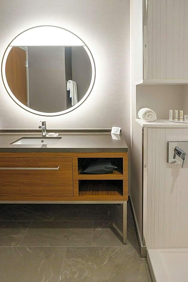 Courtyard by Marriott Indianapolis Fishers