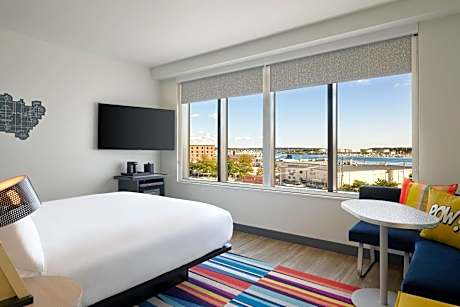 King Room with Water View and Roll-in Shower - Mobility Accessible