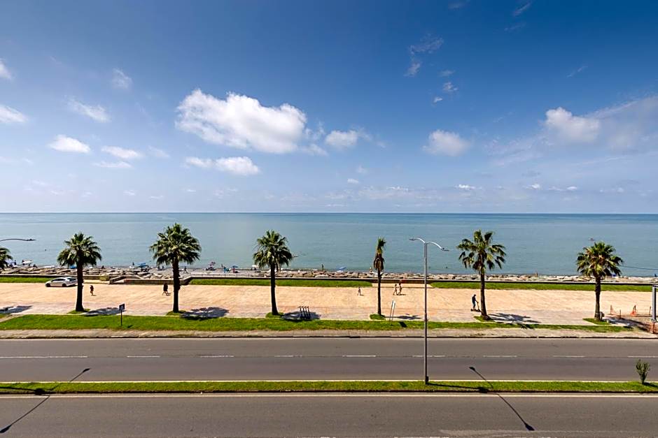 Aqua Batumi Hotel & Apartments